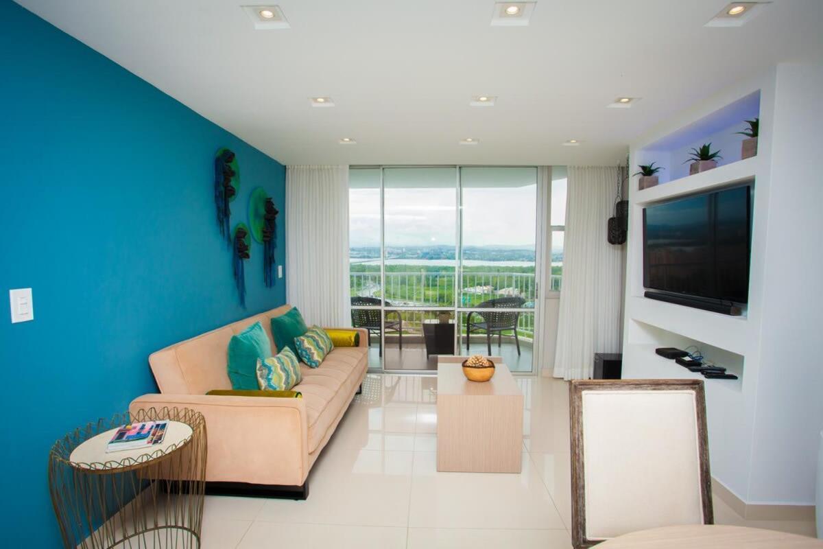 2Br Gem Ocean Front Building Isla Verde Beach 圣胡安 外观 照片