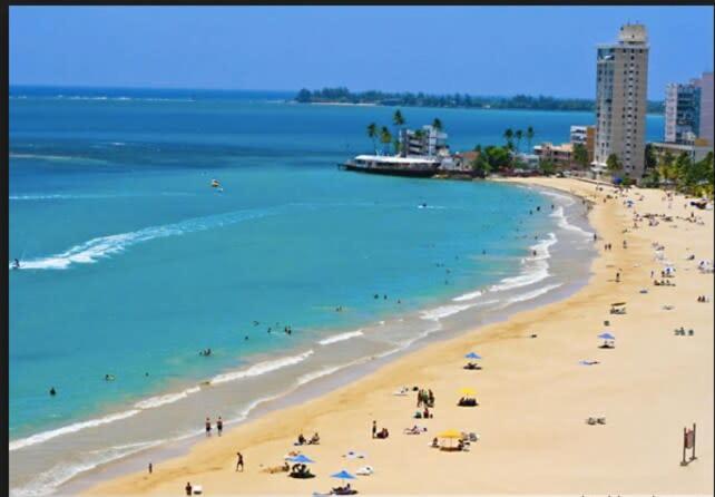 2Br Gem Ocean Front Building Isla Verde Beach 圣胡安 外观 照片